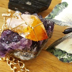 Wire Wrap Citrine necklace Gold